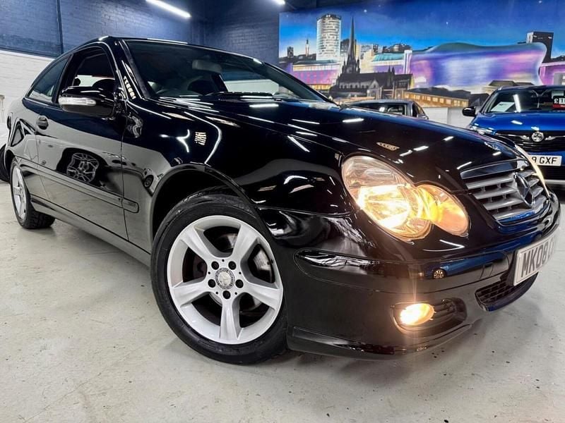 Used Mercedes C180 SE 156 HP (114 kW) 2008 Black Coupe