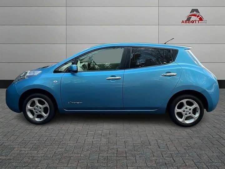 Usado Nissan Leaf 80 kW (109 HP) 2012 Azul Citadino