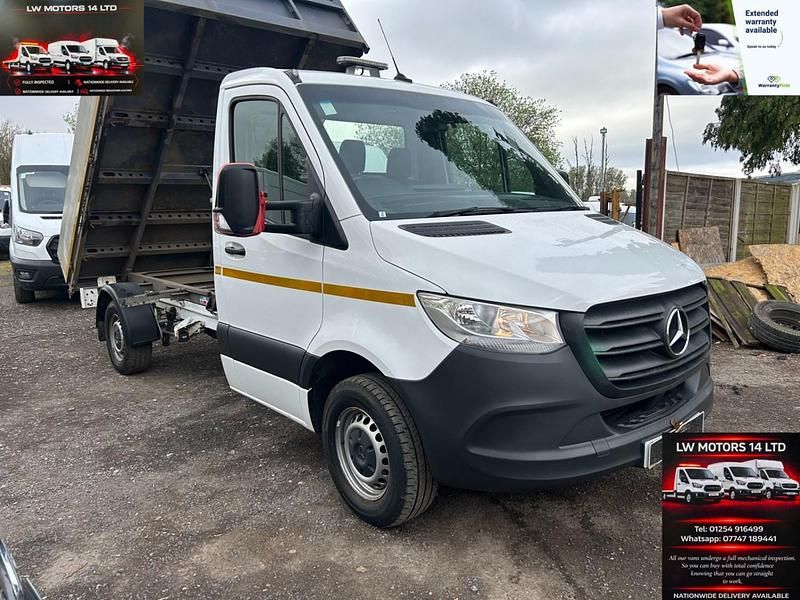 Begagnad Mercedes Sprinter Progressive 2023 Vit Van
