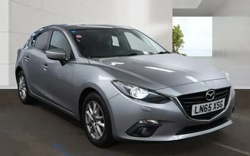 Used Mazda 3 120 HP (88 kW) 2015 Hatchback
