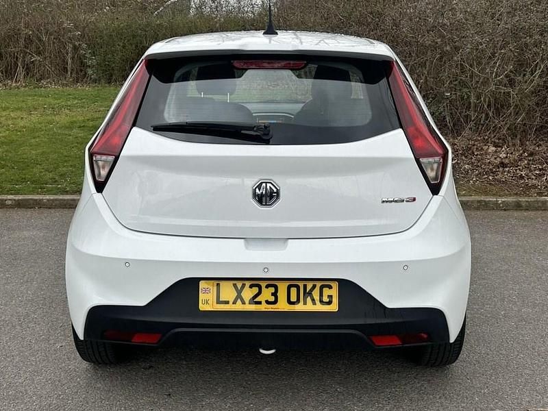 Used MG MG3 Exclusive 106 HP (77 kW) 2023 White Hatchback