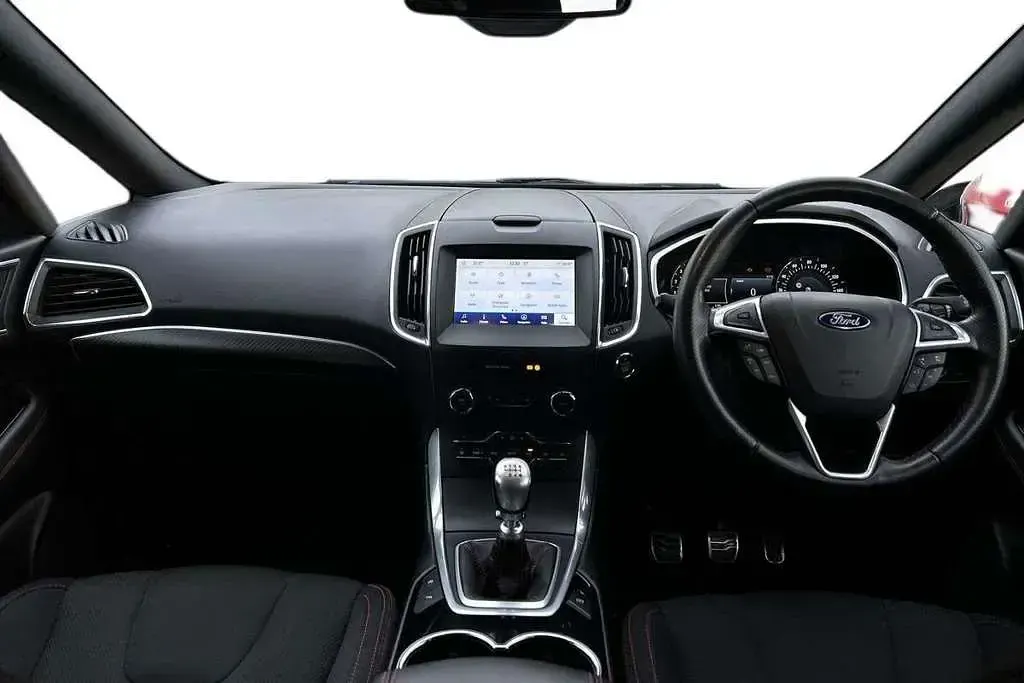 Used Ford S-MAX ST-Line 187 HP (137 kW) 2019 Silver MPV