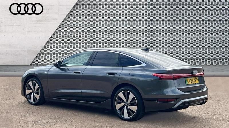New Audi e-tron Sportback S-Line 210 kW (286 HP) 2026 Grey SUV