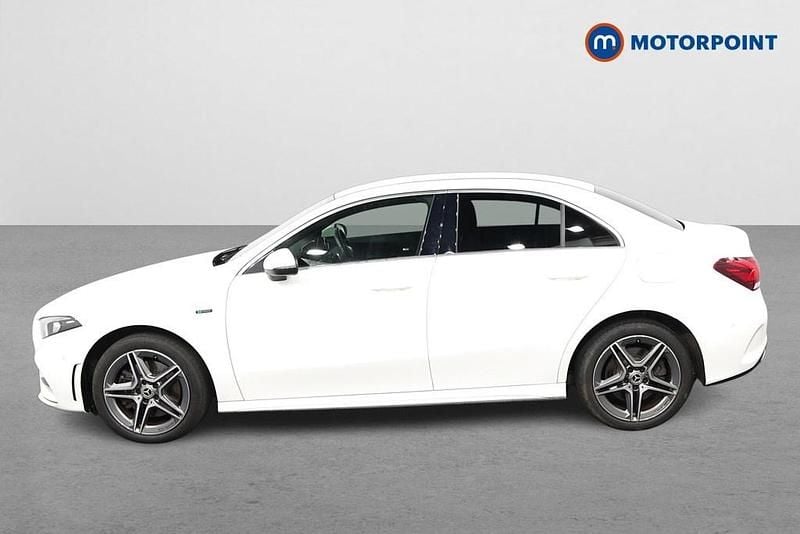 Used Mercedes A250 Executive 218 HP (160 kW) 2021 White Sedan