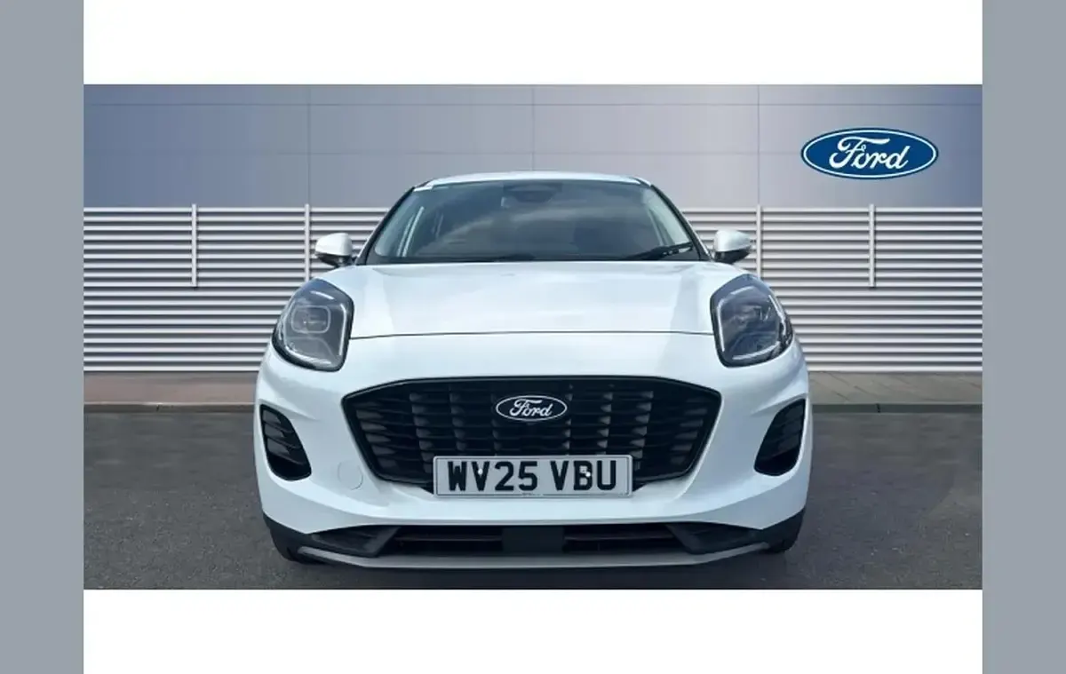Used Ford Puma Titanium 125 HP (91 kW) 2025 White SUV