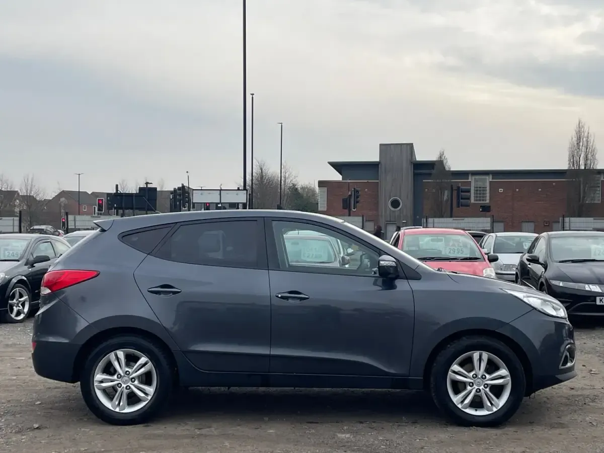 Begagnad Hyundai ix35 Style 134 HK (98 kW) 2010 Grå SUV