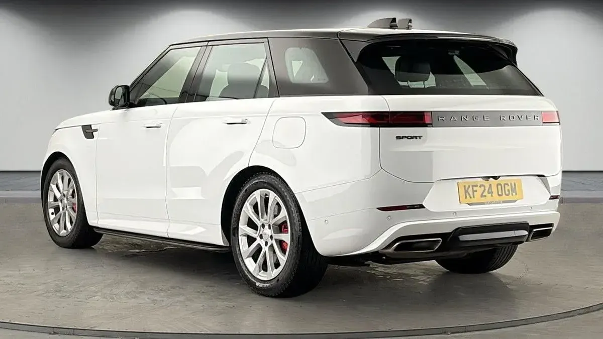 Second-hand Land Rover Range Rover Sport SE Dynamic 2024 Alb SUV