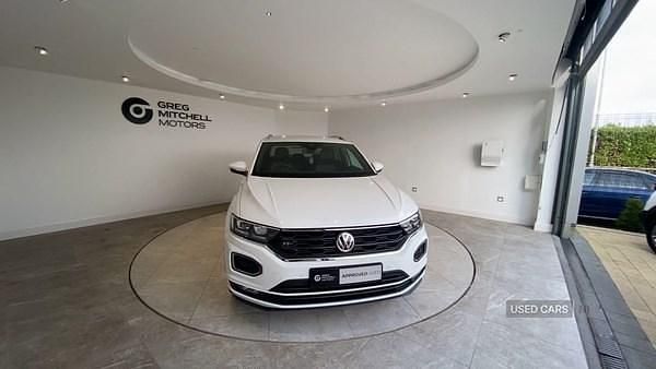 White Used 2019 VW T-Roc R-line SUV | £18,590 (Fair price) - Image 1/4