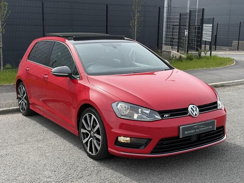 Used VW Golf VII R-line Edition 150 HP (110 kW) 2016 Red Hatchback