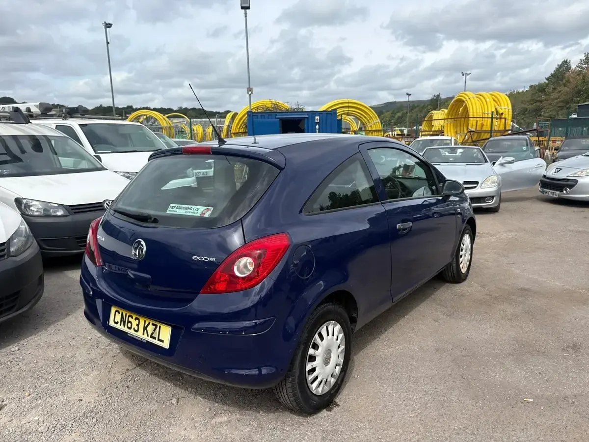 Used Vauxhall Corsa 2013 Blue Hatchback