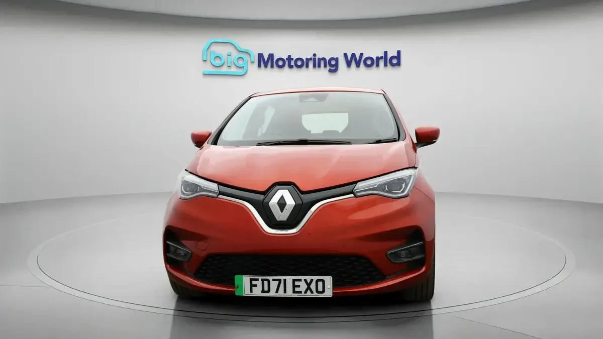 Used Renault Zoe Iconic 100 kW (136 HP) 2021 Hatchback