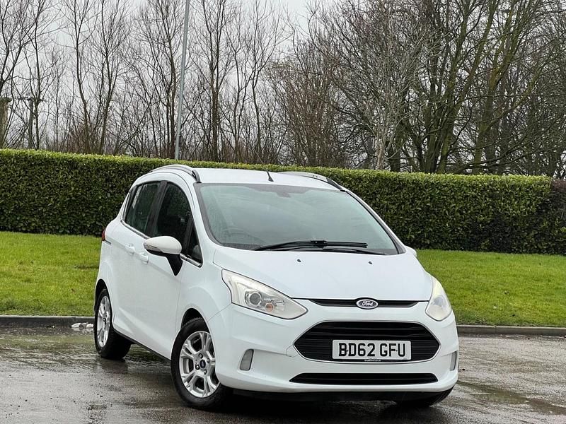 Used Ford B-MAX Zetec 2012 White MPV