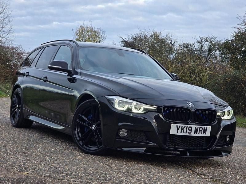 Black Used 2019 BMW 320 M Sport Estate | £17,450 (Fair price) - Image 1/4