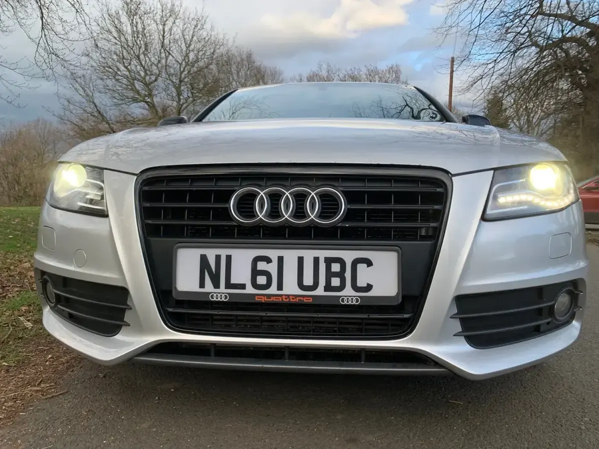 Used Audi A4 Black Edition 170 HP (125 kW) 2011 Silver Estate