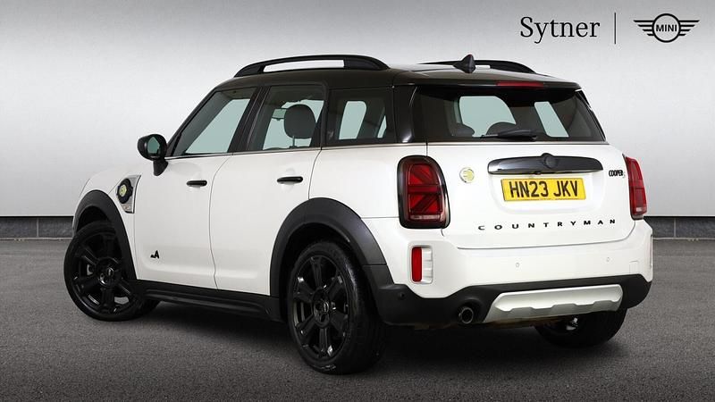 Used Mini Cooper S Countryman Exclusive 219 HP (161 kW) 2023 White SUV