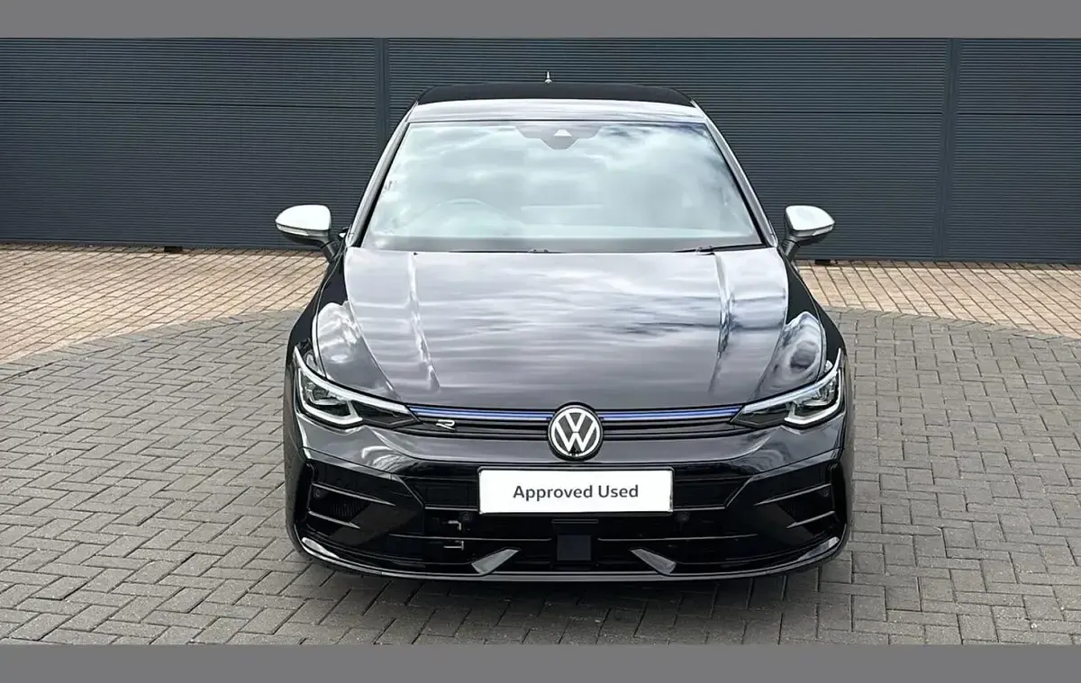 Used VW Golf VIII R 333 HP (244 kW) 2025 Black Hatchback