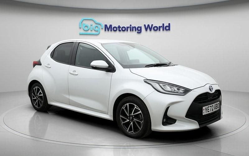 Used Toyota Yaris Hybrid Design 116 HP (85 kW) 2026 Hatchback