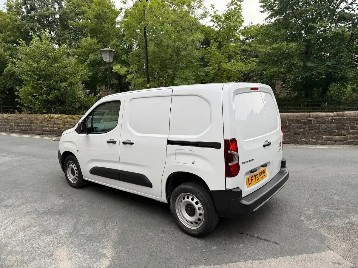 Used Citroën Berlingo 100 HP (73 kW) 2023 White MPV