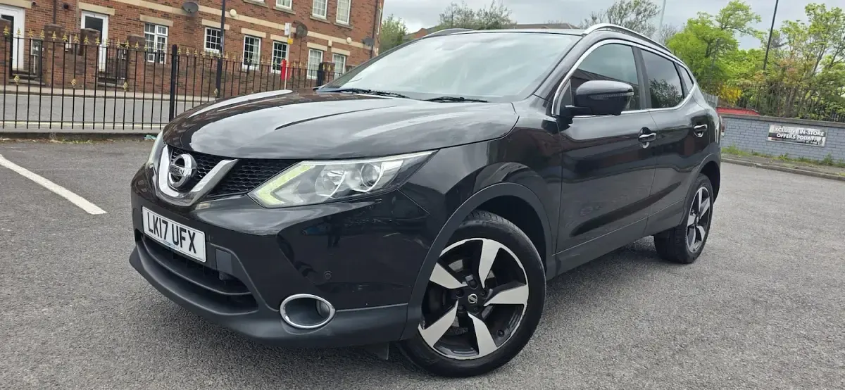 Used Nissan Qashqai N-Connecta 130 HP (95 kW) 2017 Black SUV