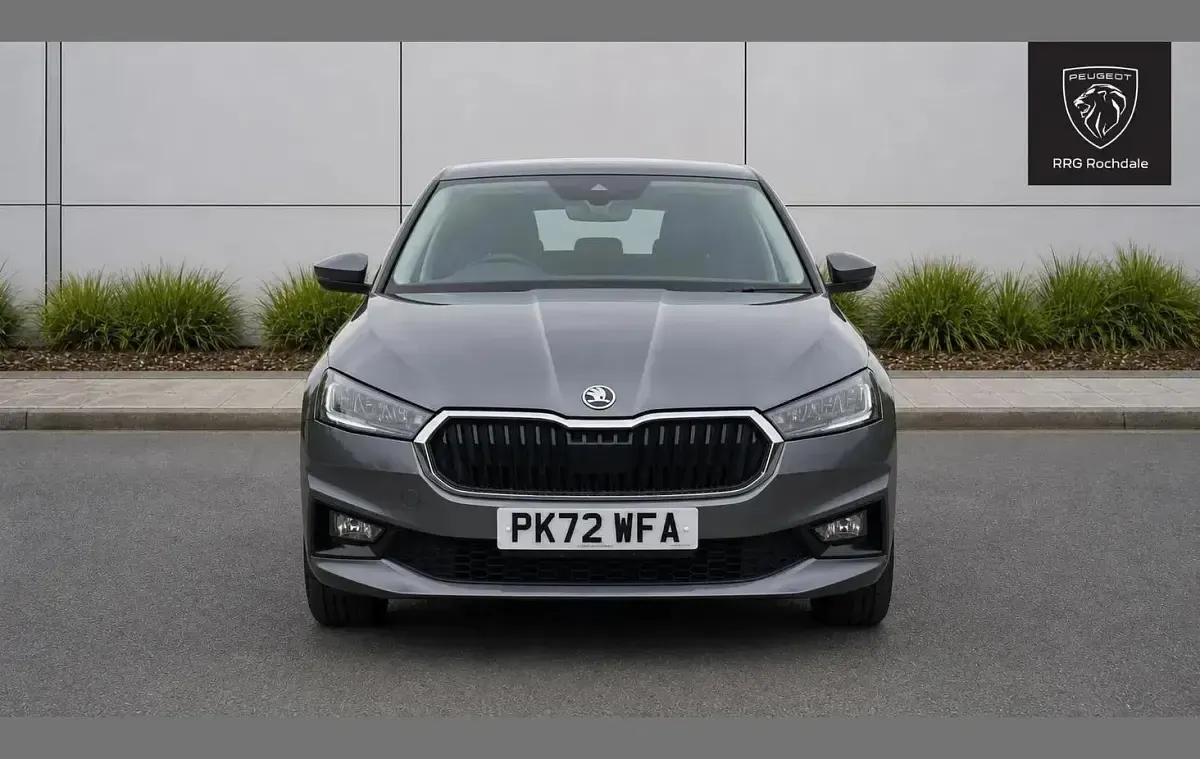Used Skoda Fabia Colour Edition 94 HP (69 kW) 2022 Grey Hatchback