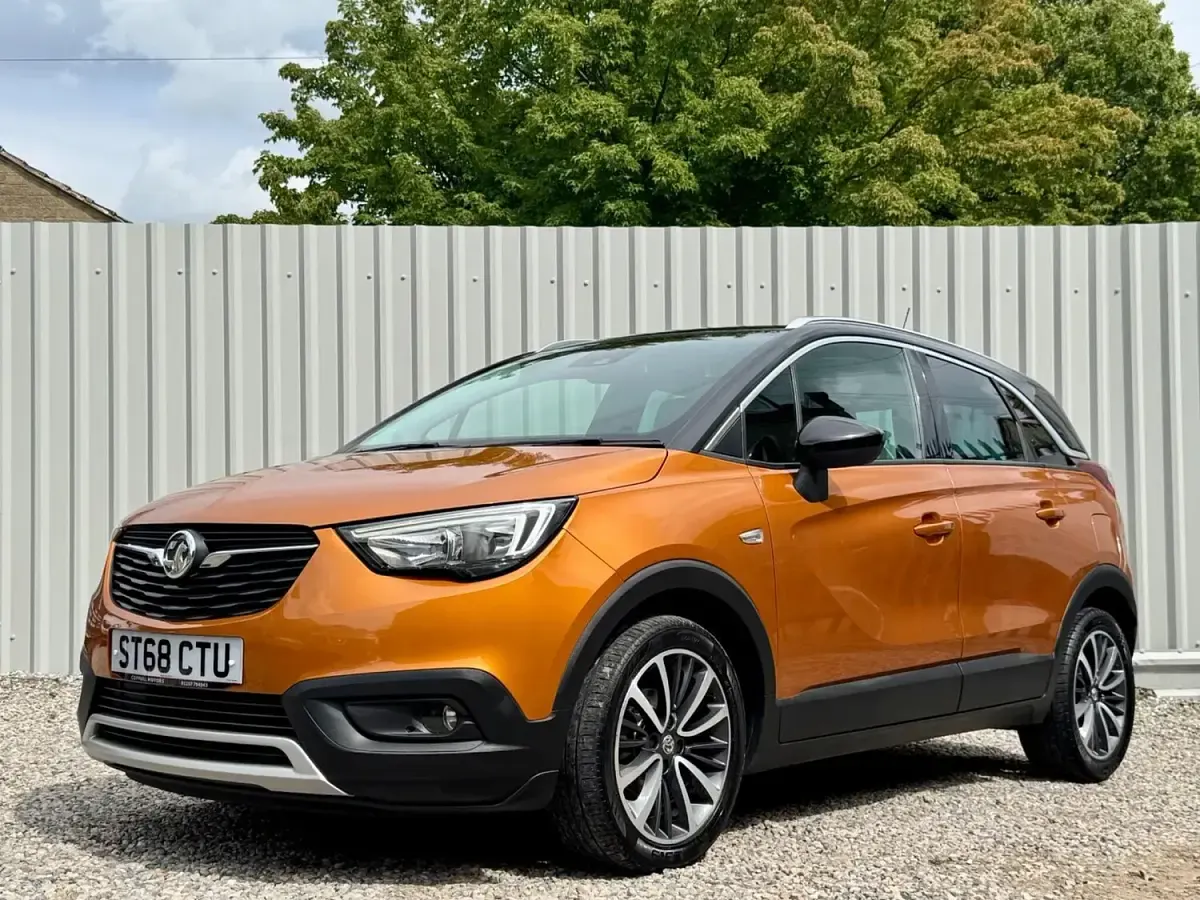 Used Vauxhall Crossland X Elite 81 HP (59 kW) 2018 Orange SUV