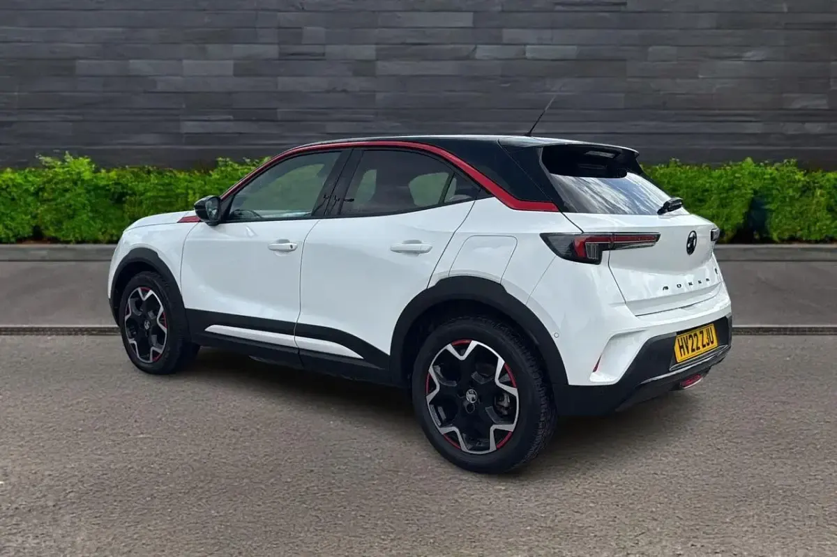 Używany Vauxhall Mokka SRi 98 kW (134 KM) 2022 Biały SUV