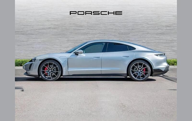 Used Porsche Taycan 419 kW (571 HP) 2022 Silver Sedan