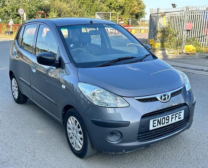 Grey Used 2009 Hyundai i10 Classic Hatchback | £2,295 (Fair price) - Image 1/4