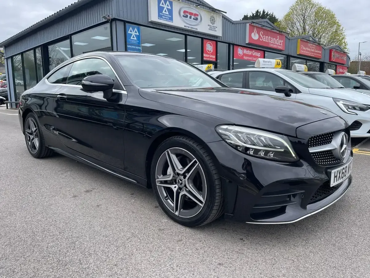 Używany Mercedes C220 AMG line 2018 Czarny Coupe