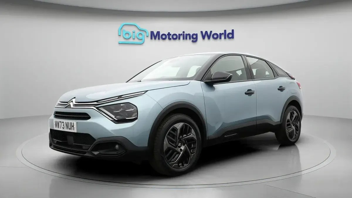 Used Citroën C4 PureTech 101 HP (74 kW) 2023 Blue SUV