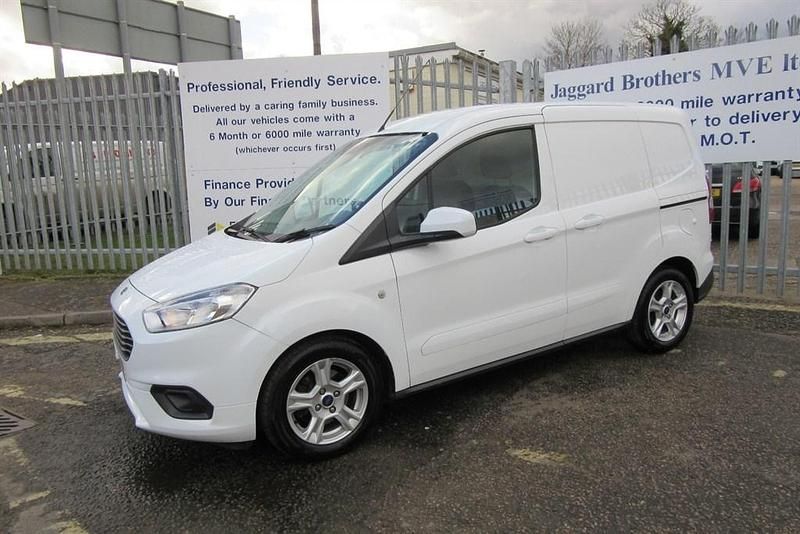 Frozen white Used 2021 Ford Transit Limited Van | £9,450 (Expensive) - Image 1/4