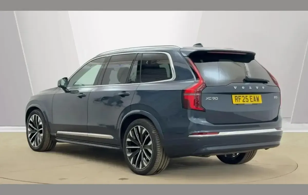 Used Volvo XC90 Ultra 455 HP (334 kW) 2025 Blue SUV