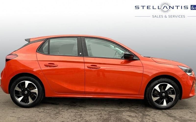 Used Vauxhall Corsa-e 100 kW (136 HP) 2022 Orange Hatchback