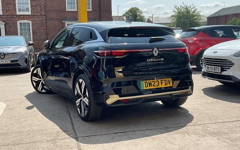 Used Renault Megane E-Tech Iconic 160 kW (218 HP) 2023 Hatchback