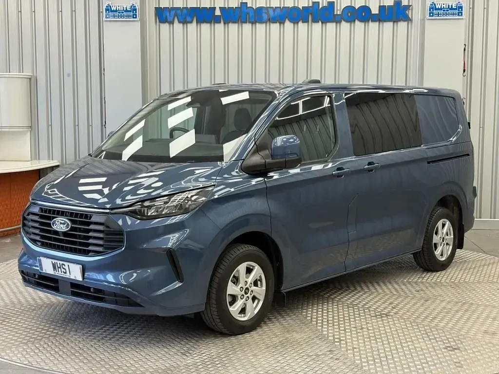 Usado Ford Transit Custom Limited 136 CV (100 kW) 2024 Azul Van