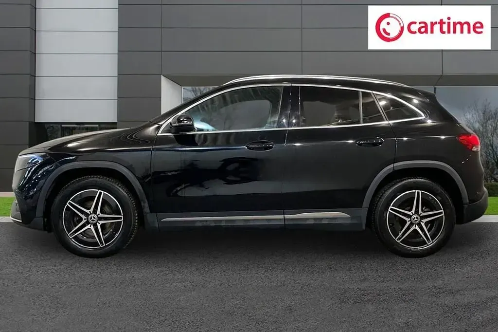 Usado Mercedes EQA350 AMG line 214 kW (292 CV) 2023 Negro SUV