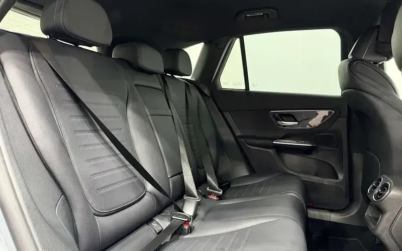 Used Mercedes GLC300 AMG line 258 HP (189 kW) 2023 Silver SUV