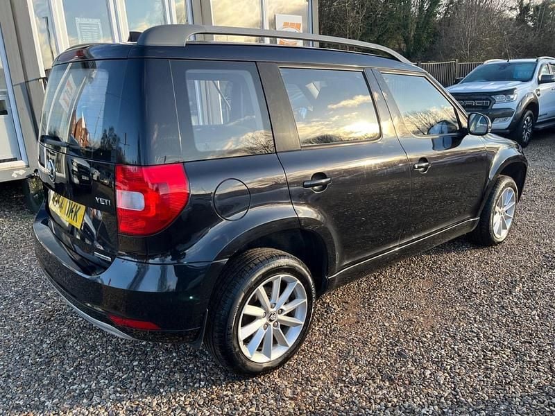 Used Skoda Yeti GreenLine 105 HP (77 kW) 2014 Black SUV