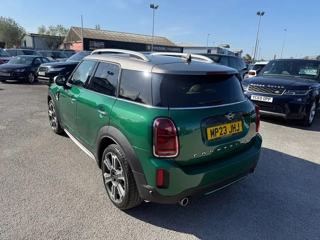 Usado Mini Cooper S Countryman Exclusive 2023 Verde SUV