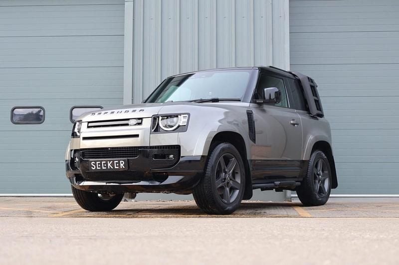 Used Land Rover Defender SE Dynamic 350 HP (257 kW) 2021 Silver SUV