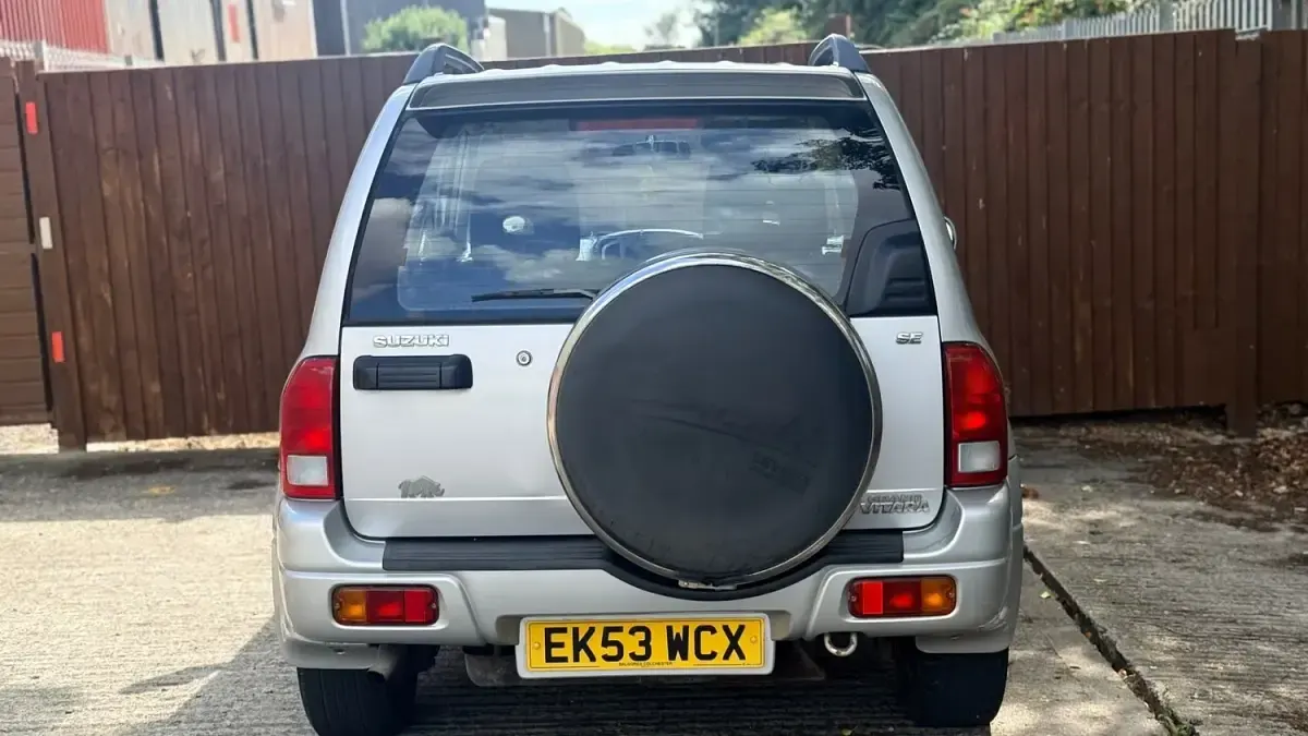 Used Suzuki Grand Vitara 2003 Silver Estate