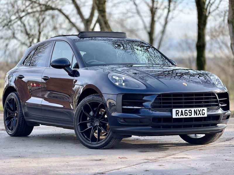 Blue Used 2019 Porsche Macan S SUV | £35,690 (Expensive) - Image 1/4
