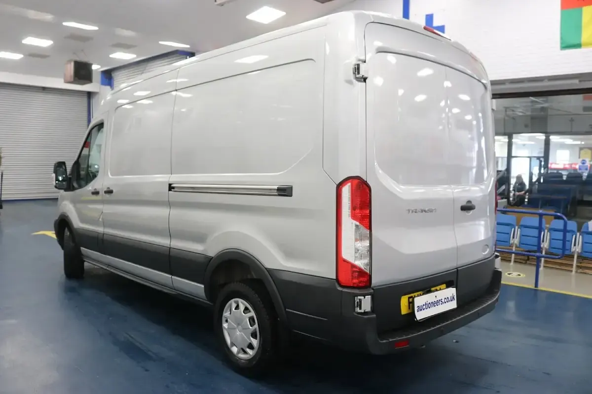 Used Ford Transit 130 HP (95 kW) 2019 Silver Van