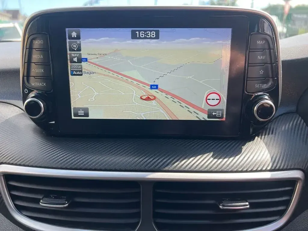 Used Hyundai Tucson SE 132 HP (97 kW) 2018 Black SUV