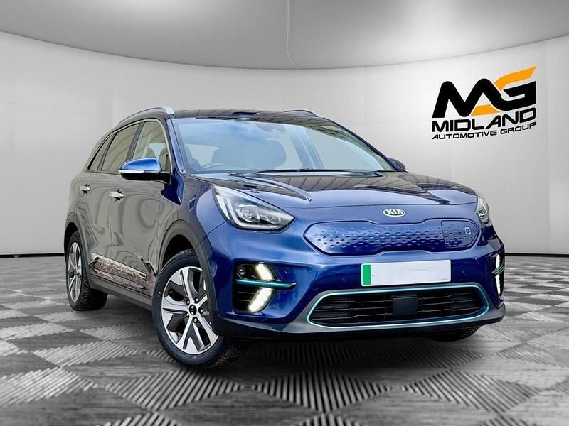 Blue Used 2022 Kia e-Niro SUV | £15,350 (Fair price) - Image 1/3