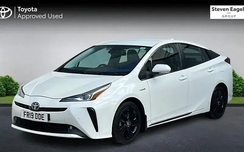 Used Toyota Prius 122 HP (89 kW) 2021 Hatchback