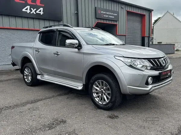 Used Mitsubishi L200 181 HP (133 kW) 2018 Silver Pickup