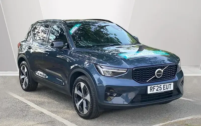 Used Volvo XC40 Plus 197 HP (144 kW) 2025 SUV