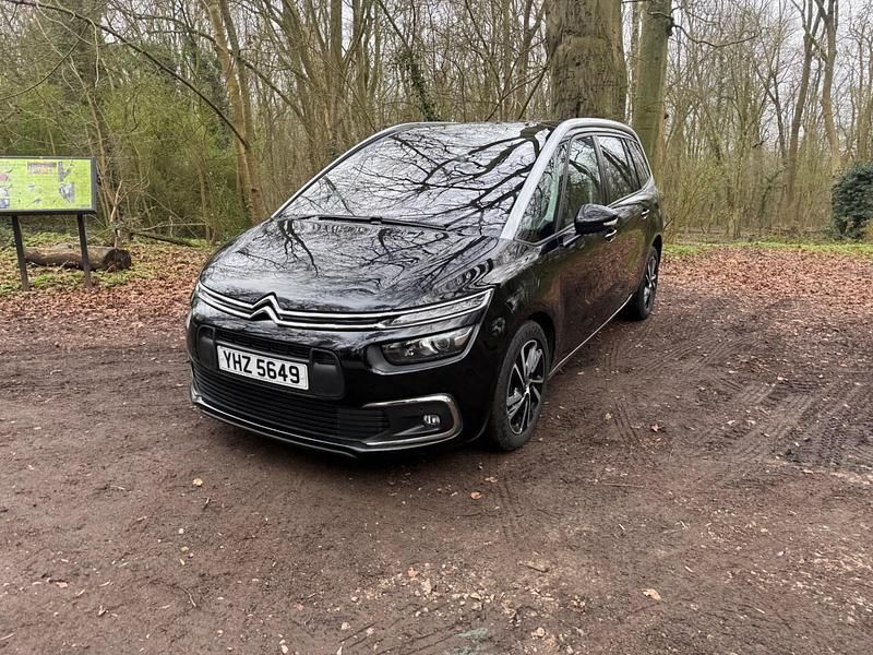 Used Citroën Grand C4 Picasso PureTech 130 HP (95 kW) 2022 Black MPV