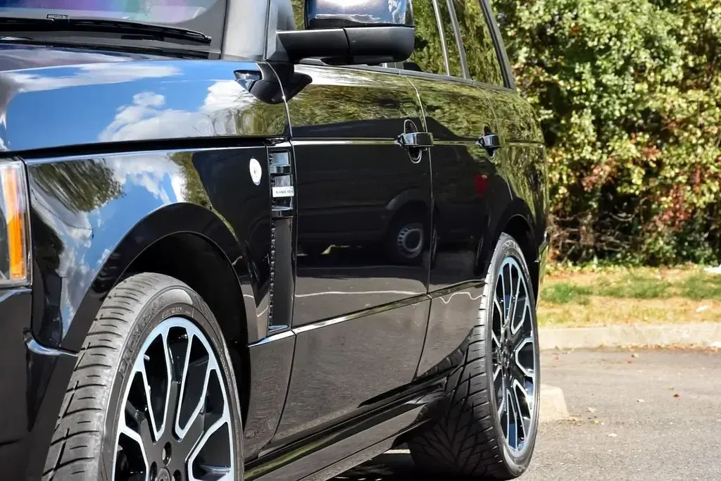 Used Land Rover Range Rover Autobiography 313 HP (230 kW) 2010 Black SUV